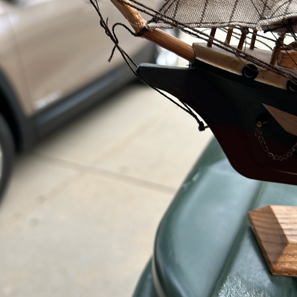 Portsmouth ship replica - Picture 4 of 5